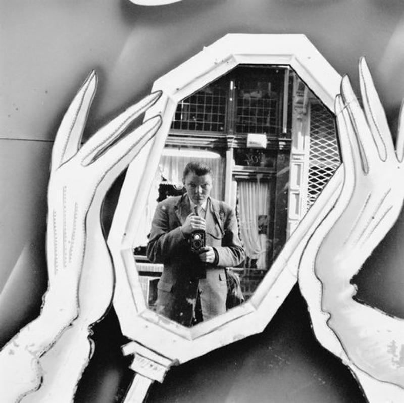 Zelfportret Kees Scherer in spiegel